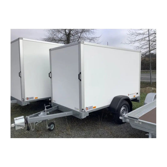 Reboque SARIS Furgão DV135 com MMA de 1350 kg – Amplo e robusto.